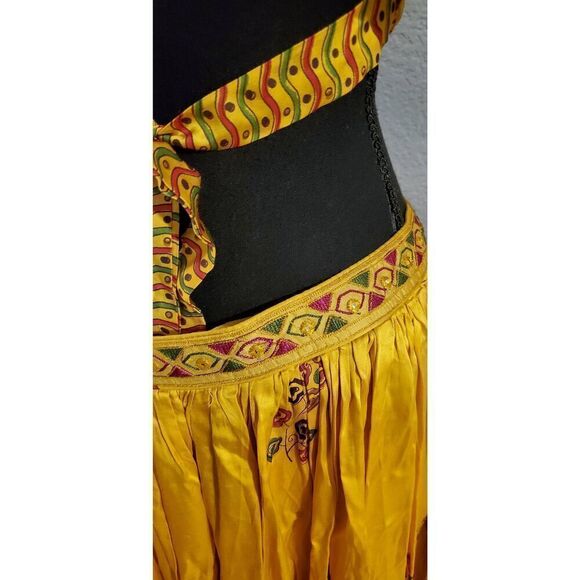 Kalki Fashion Traditional Skirt Set in mustard yellow with gold print - Picture 14 of 16